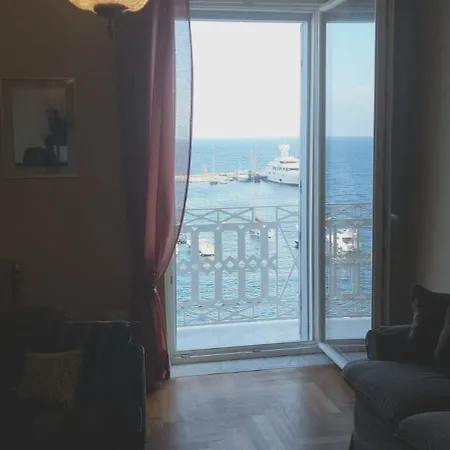 Holiday home Caracciolo Seafront Charme